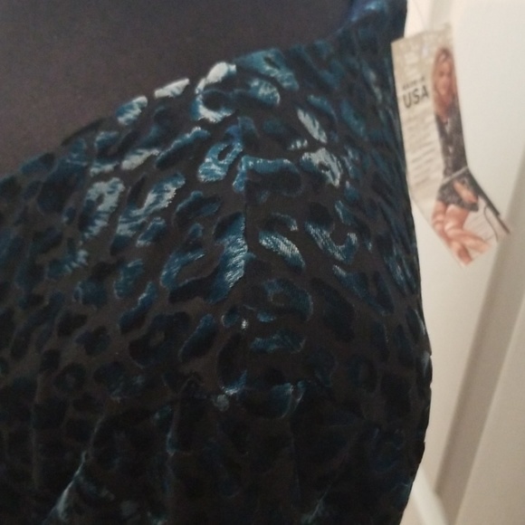 Karen Kane Burnout Sheath Dress NWT sz 0x - Picture 3 of 7